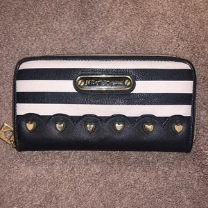 Betsey Johnson Wallet / Wristlet